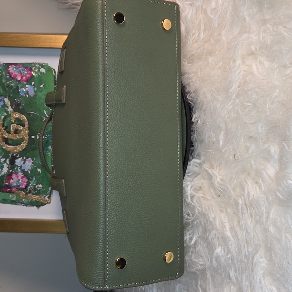 Quince NWTs Italian Leather Small Triple Compartment Satchel - Picture 12 of 12